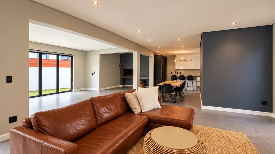 4 Bedroom Property for Sale in Sitari Country Estate Western Cape